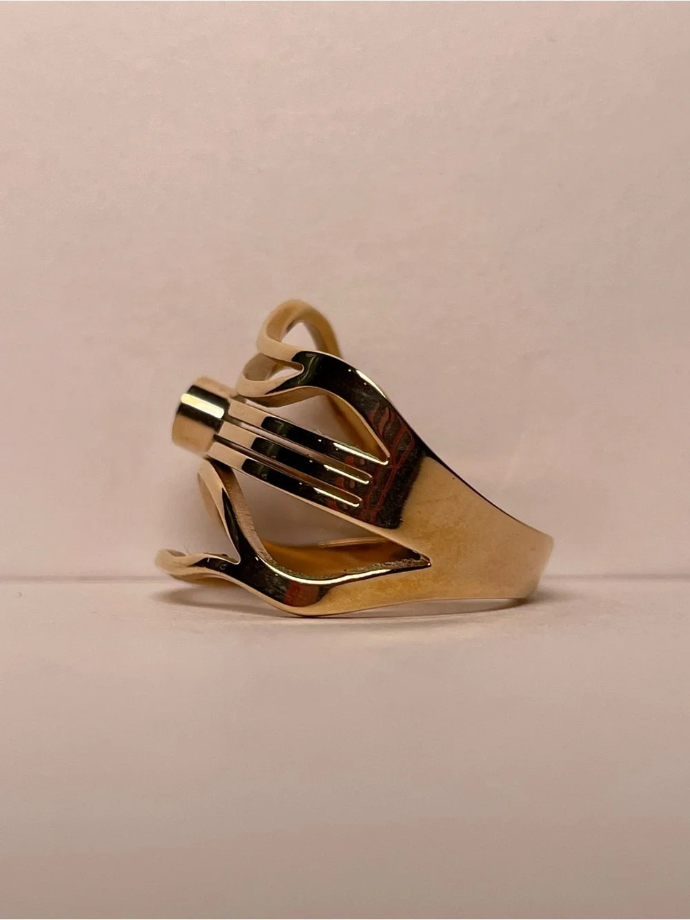 Rose Gold Wave Crystal Ring - Picture 3 of 6